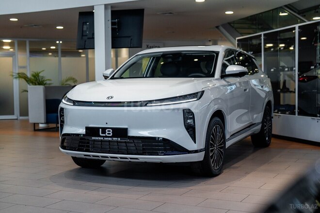 DongFeng Aeolus L8-4