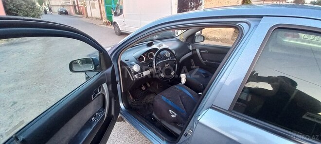 Chevrolet Aveo-13