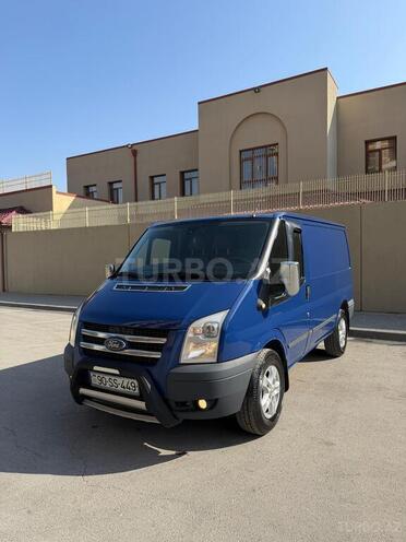 Ford Transit-11
