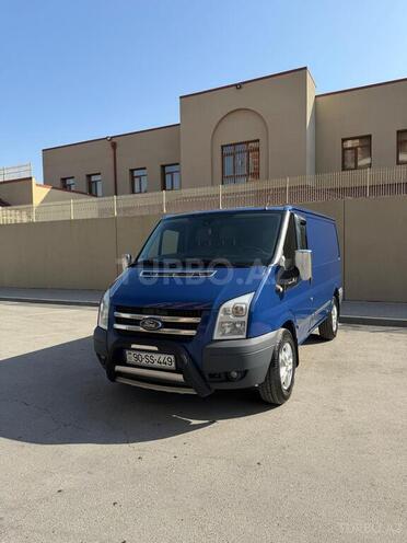 Ford Transit-6