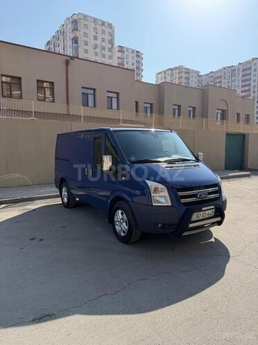 Ford Transit-5