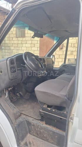 Ford Transit-7