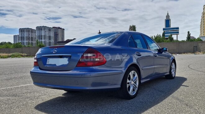 Mercedes E 220-4