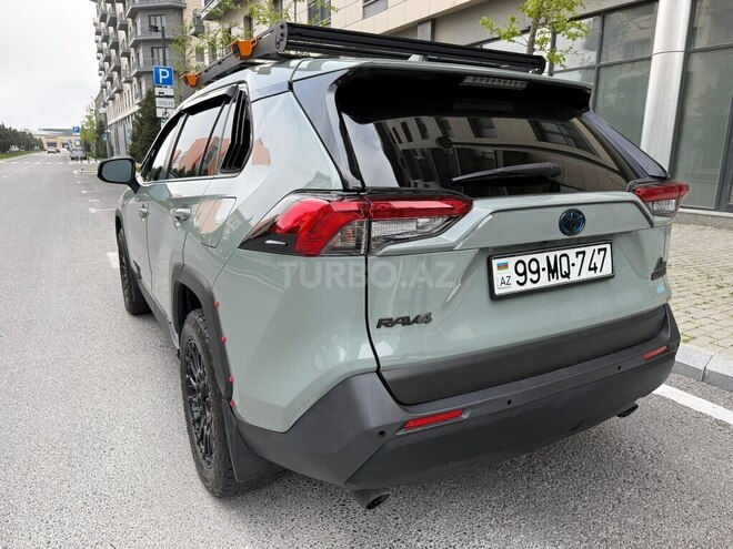 Toyota RAV4-2