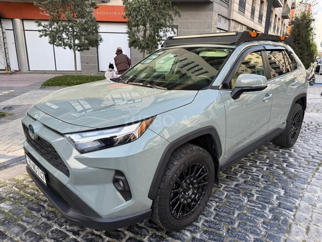 Toyota RAV4-3