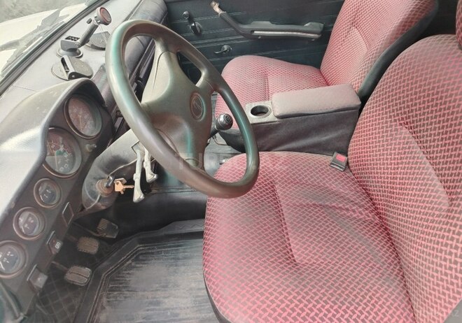 LADA (VAZ) 2106-6