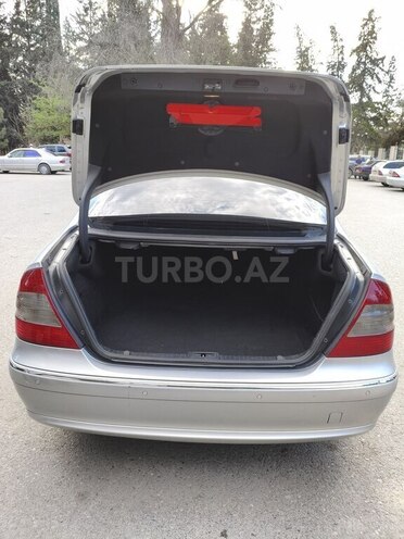 Mercedes E 220-3