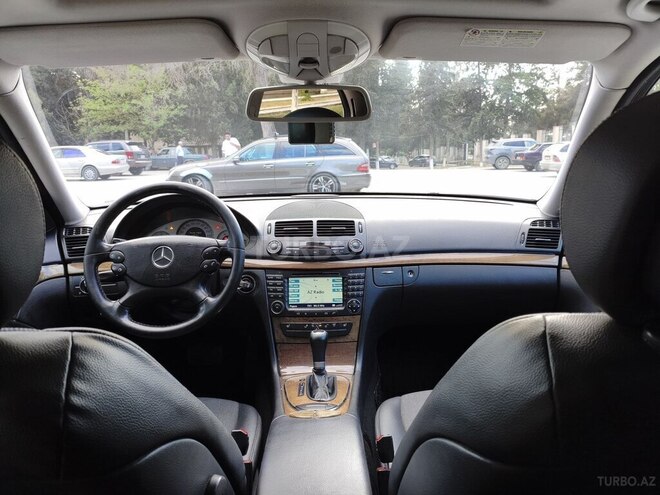 Mercedes E 220-6