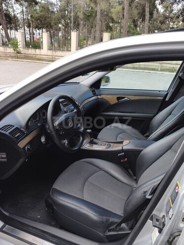 Mercedes E 220-7