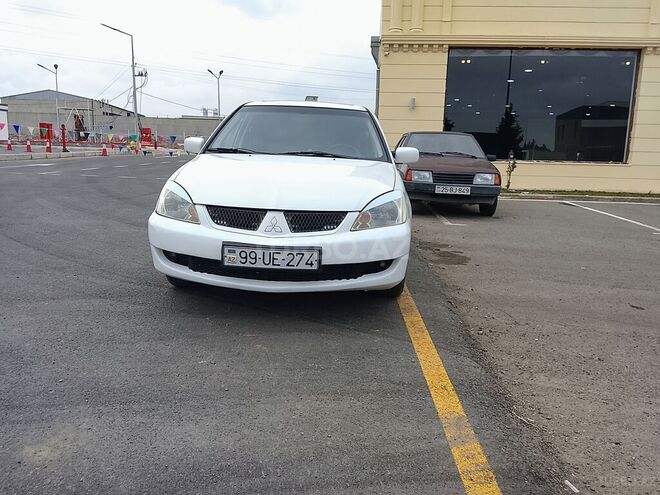 Mitsubishi Lancer-3