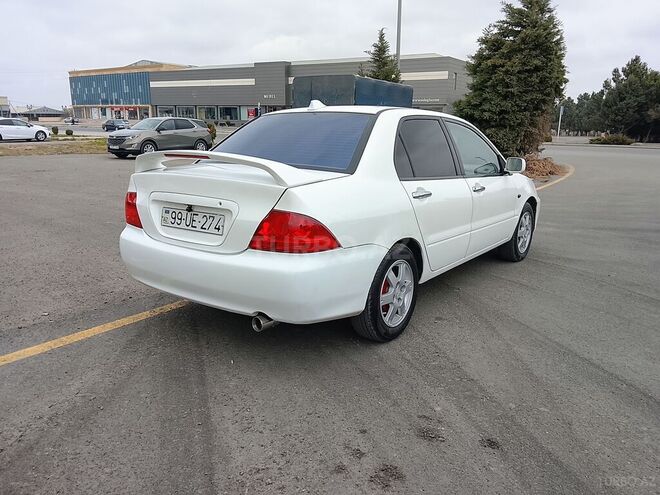 Mitsubishi Lancer-6