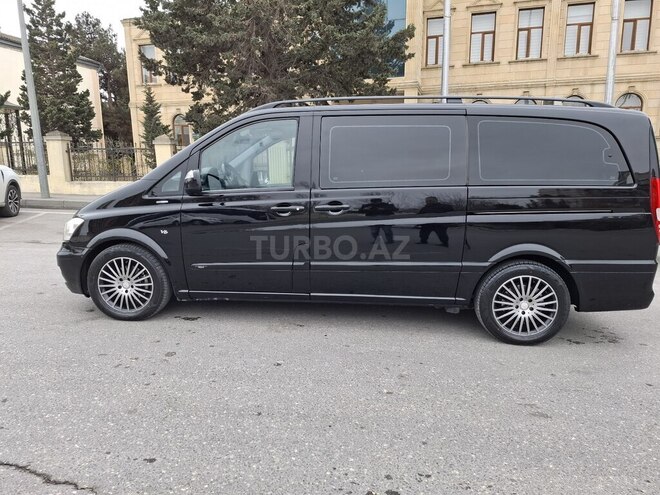 Mercedes Viano-7
