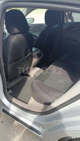 Chevrolet Malibu-9