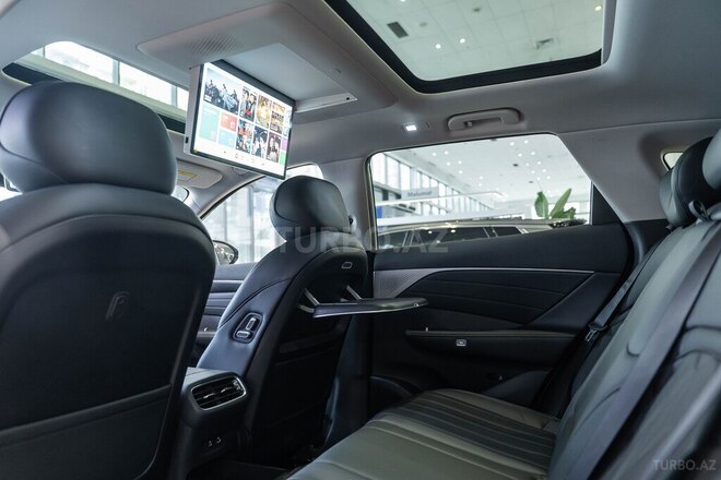 DongFeng Aeolus L8-22