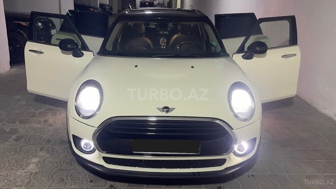 Mini Clubman-1