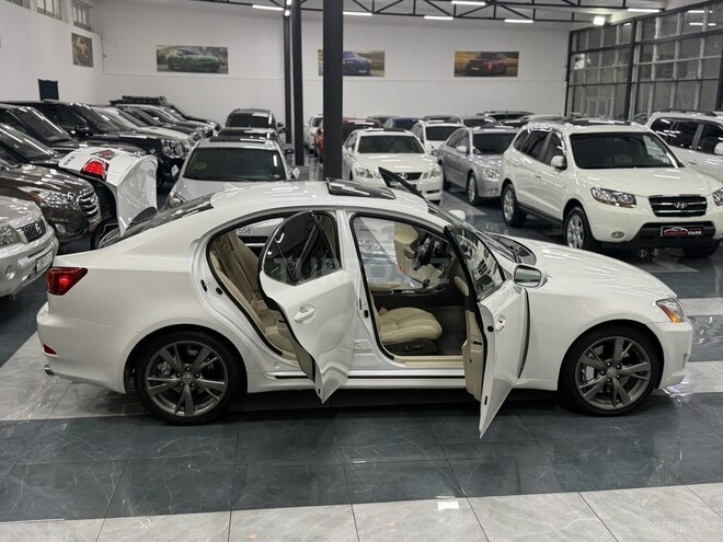 Lexus IS 350-14