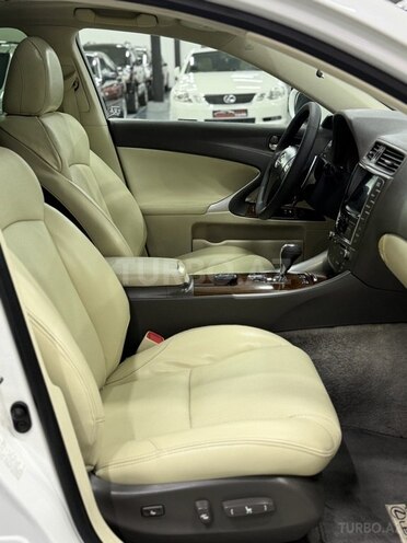 Lexus IS 350-18