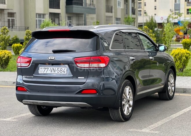 Kia Sorento-9
