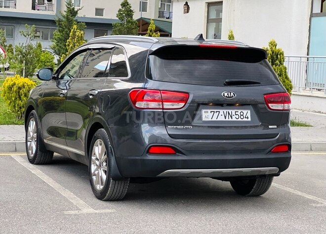 Kia Sorento-10