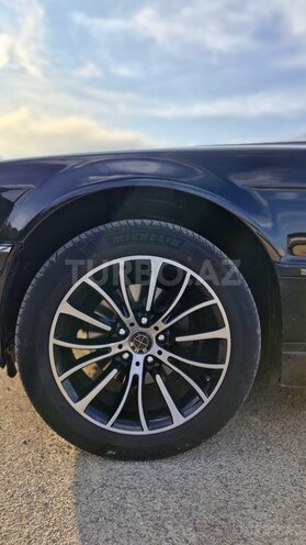 BMW 728-12