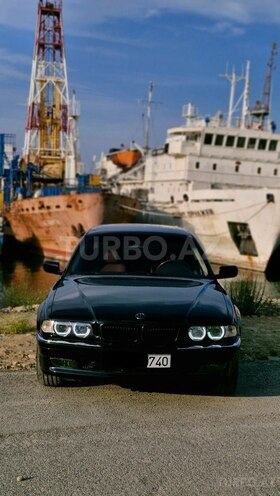 BMW 728-1