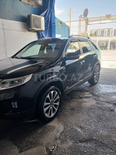 Kia Sorento-11