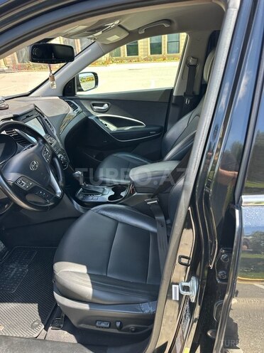 Hyundai Santa Fe-8