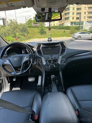 Hyundai Santa Fe-11