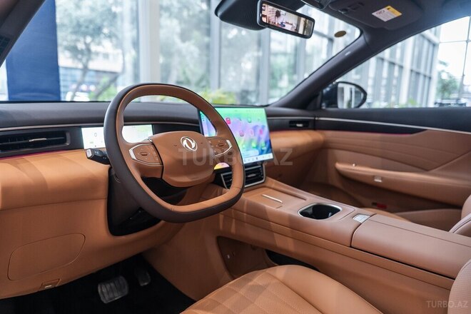 DongFeng Aeolus L8-20