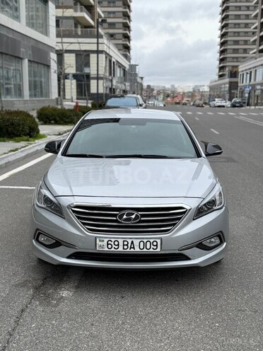 Hyundai Sonata-1