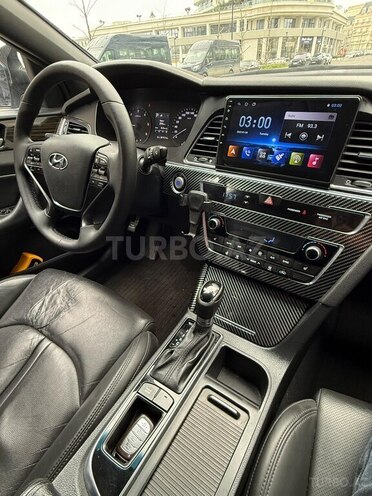 Hyundai Sonata-9