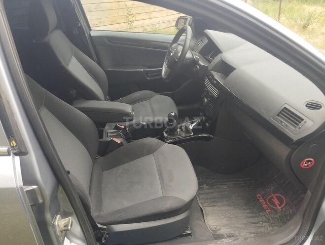 Opel Astra-16