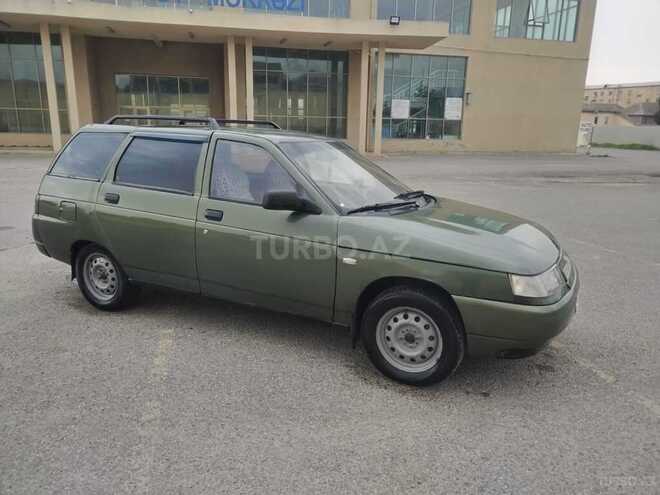 LADA (VAZ) 2111-2