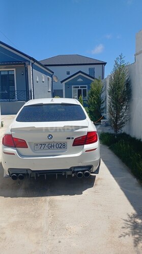 BMW 528-7
