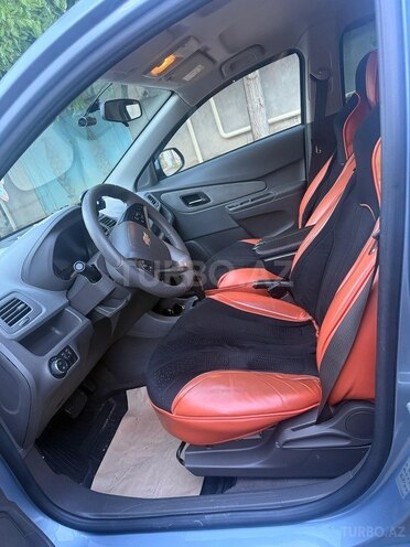 Chevrolet Cobalt-6