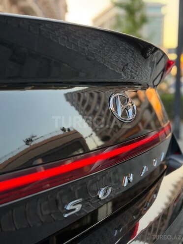 Hyundai Sonata-6