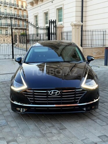 Hyundai Sonata-2