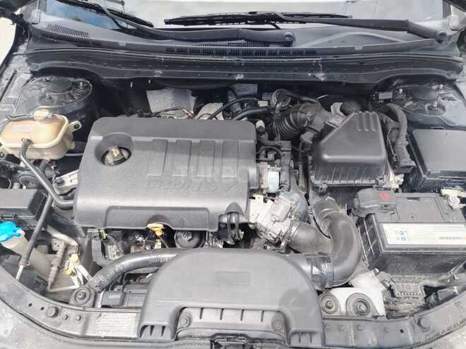 Hyundai i30-5