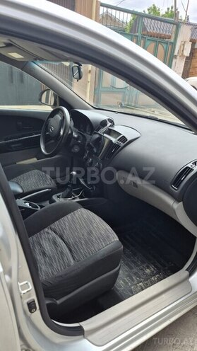Kia Ceed-8