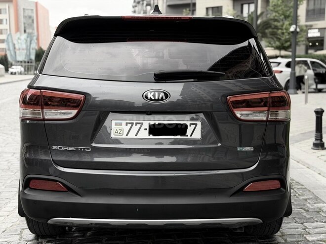 Kia Sorento-4