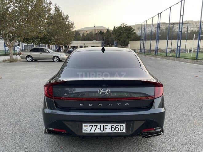 Hyundai Sonata-5