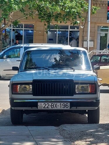 LADA (VAZ) 2107-2