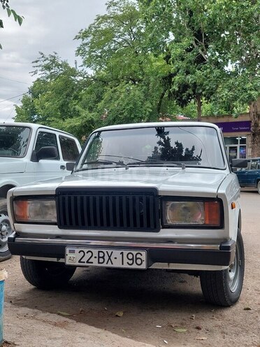 LADA (VAZ) 2107-1