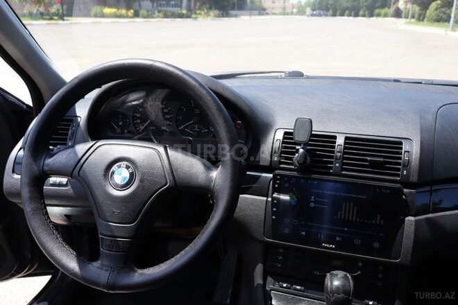 BMW 320-4