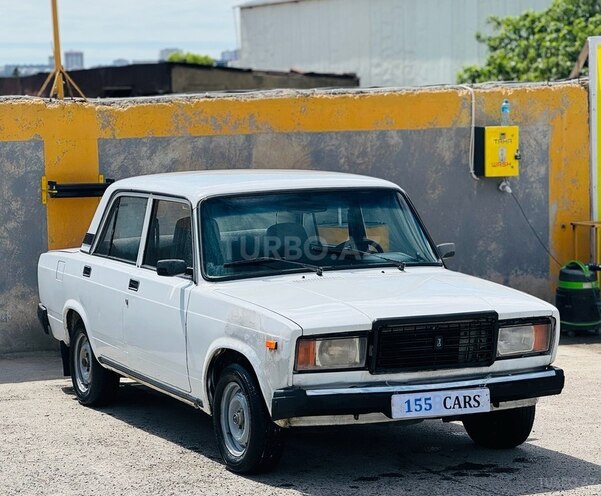 LADA (VAZ) 2107-2