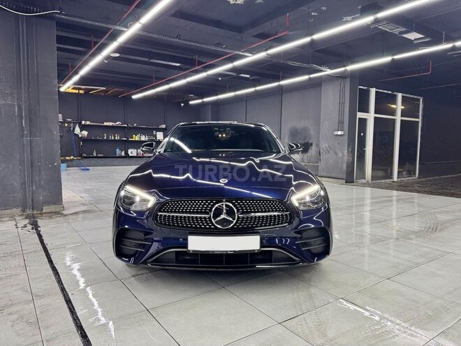 Mercedes E 300 e 4MATIC-1