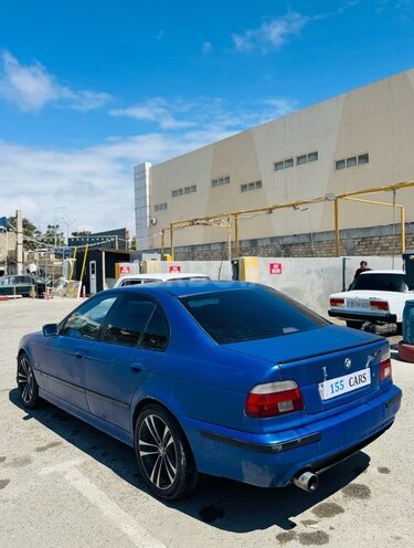 BMW 528-5