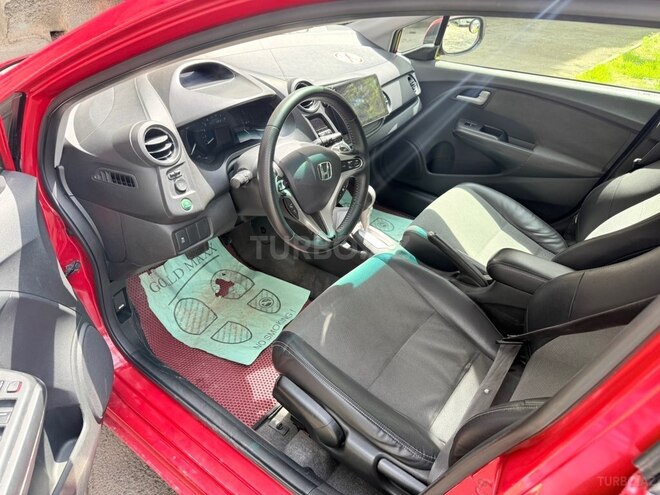 Honda Insight-10