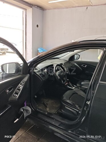 Hyundai ix35-6