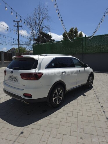 Kia Sorento-5